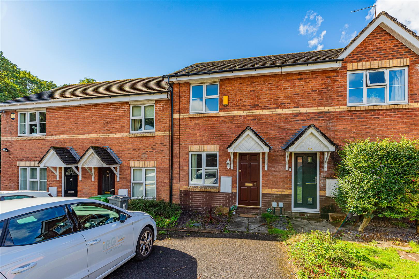 Lowfield Drive, Thornhill